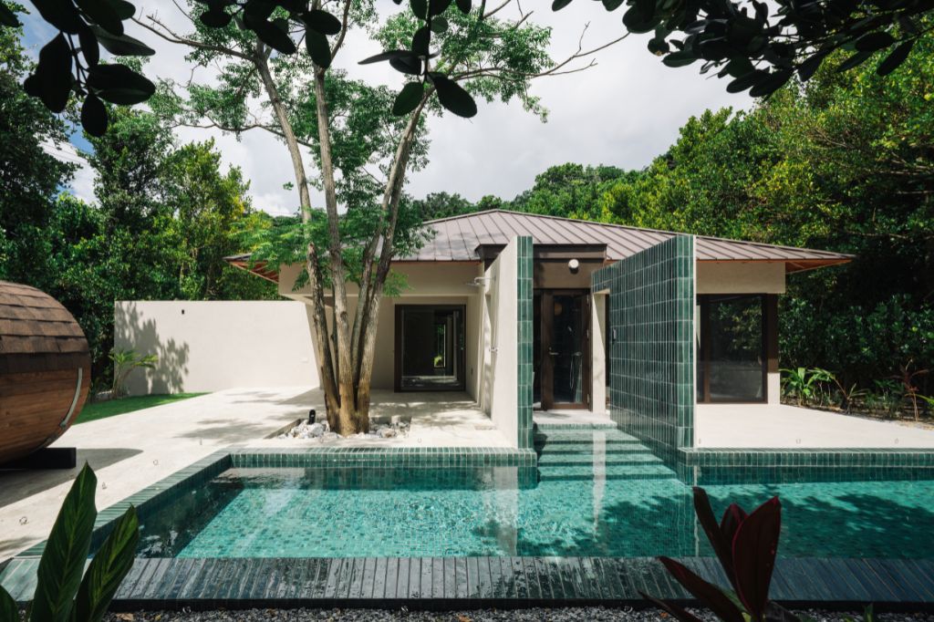 沖縄県に福利厚生として保養所を取得